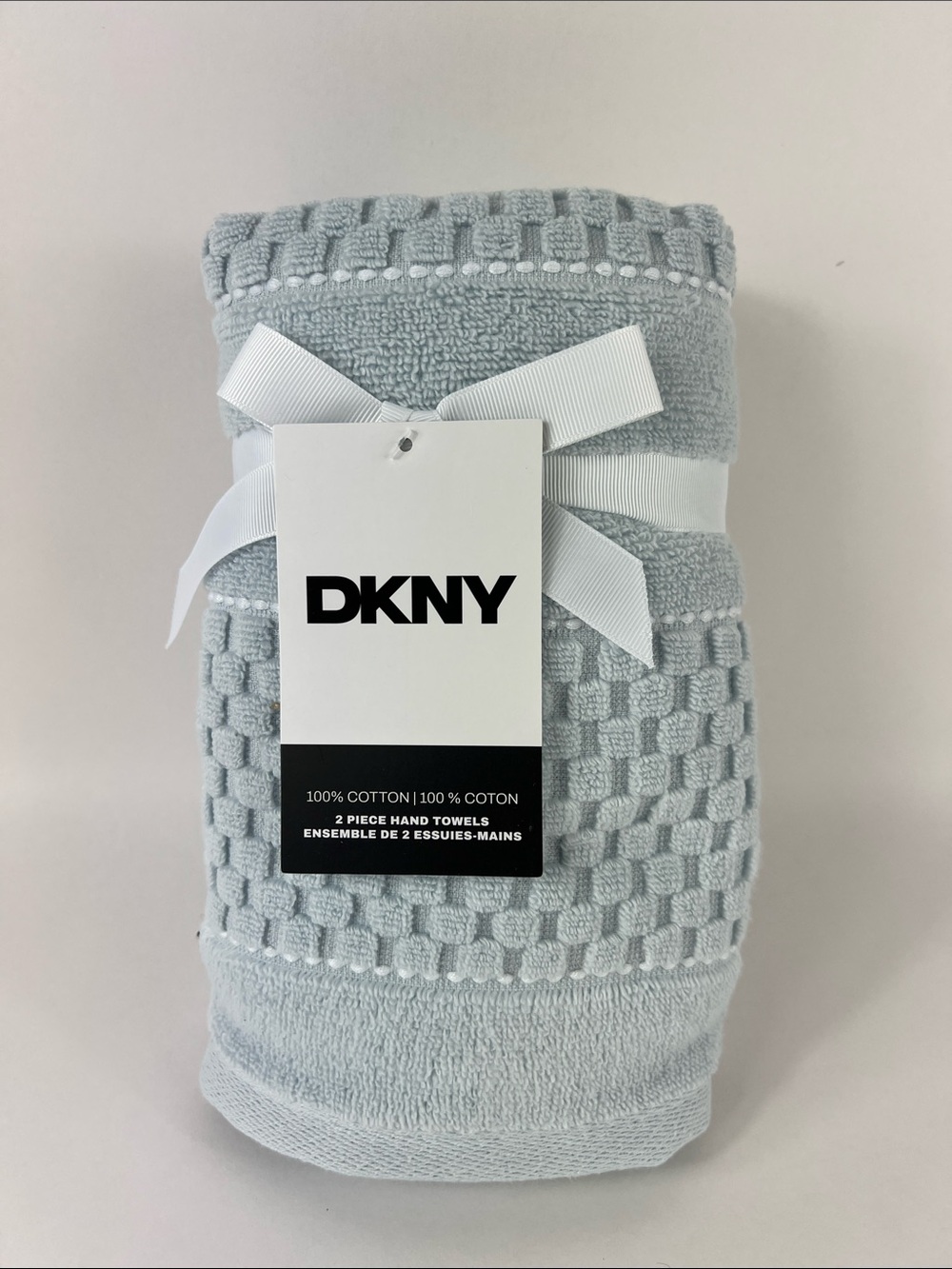 DKNY Bath Hand Towels Light Blue Textured Plush Soft Cotton Quick Dry 2 Pc NEW